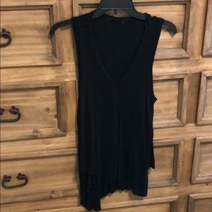 Sleeveless Black T